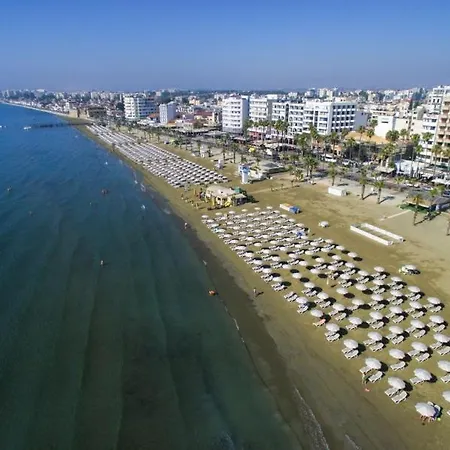 Gregorys Holiday * Λάρνακα