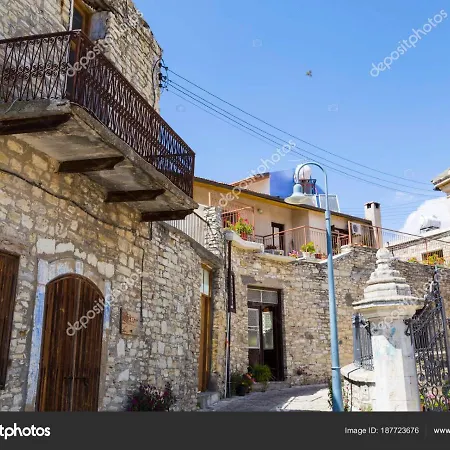 Gregorys Holiday Apartament Larnaca